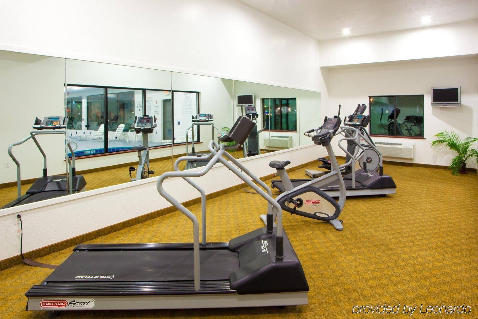 Holiday Inn Express Hotel & Suites Elkins By Ihg Kültér fotó